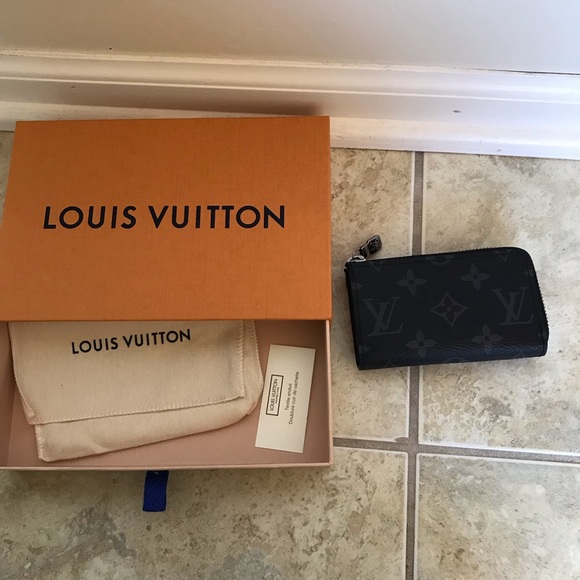 louis vuitton car key pouch